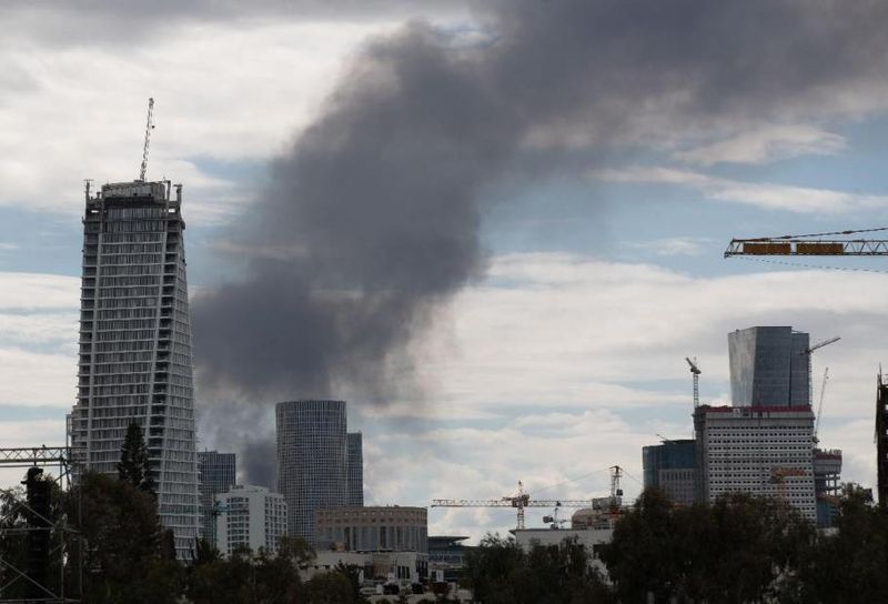 八问八答:美以为何联合袭击伊朗?中东局势将向何处去? 新闻 八问八答:美以为何联合袭击伊朗?中东局势将向何处去? 新闻