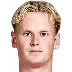  范德芬谈首回合意外滑倒；热刺顽强绝平红军展现球队韧性。 体育新闻 范德芬谈首回合意外滑倒；热刺顽强绝平红军展现球队韧性。 体育新闻