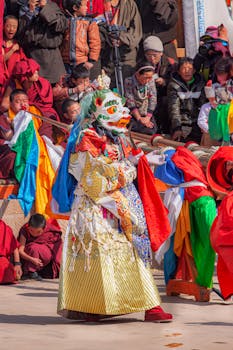 假期赌博引行政拘留，公司依法辞退员工，法院判决支持。