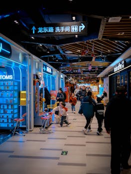  政策叠加假期效应，消费领域呈现积极变化。 股票财经