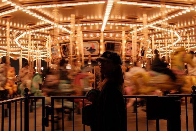 万科亏损扩大的深层逻辑:业绩下滑背后,我们能读懂什么? 股票财经 万科亏损扩大的深层逻辑:业绩下滑背后,我们能读懂什么? 股票财经