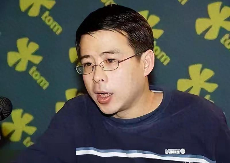  从平民名嘴到全网封杀：阿丘事件背后的职业伦理复盘 新闻